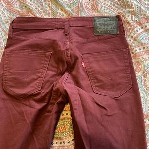 Levis 511 wine colored jeans, slim fit. 30x32